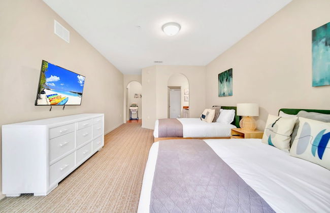 Upstay - Modern Condo w Pool Hot Tub and Sauna - Foto 18