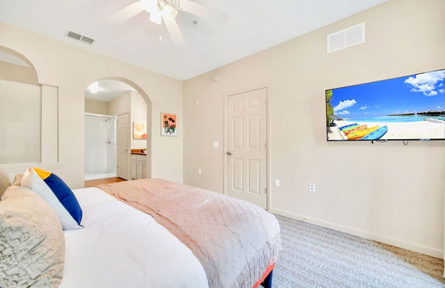 Upstay - Modern Condo w Pool Hot Tub and Sauna - Foto 15