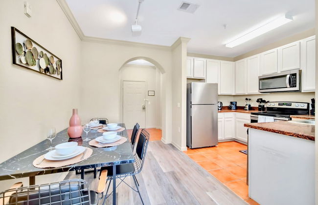 Upstay - Modern Condo w Pool Hot Tub and Sauna - Foto 13