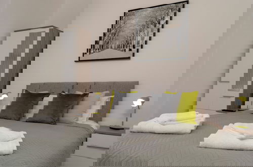 Foto 2 - 3-bedroom Apartment by Eden Project - Free Parking