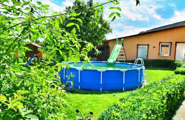 Cottage by Lake Ostrowieckie With Private Beach - Foto 28