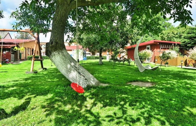 Cottage by Lake Ostrowieckie With Private Beach - Foto 18