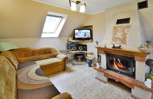 Cottage by Ostrowieckie Lake With Private Beach - Foto 14