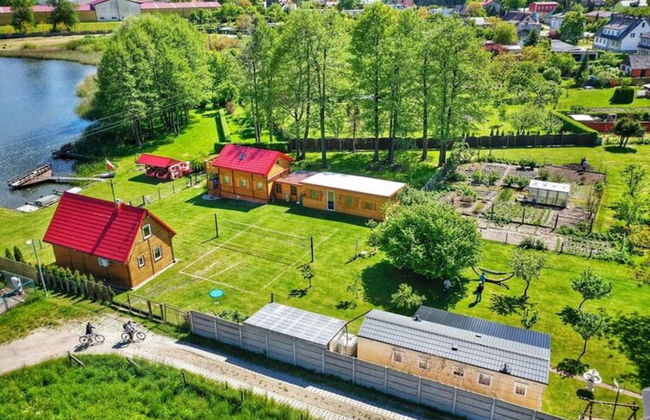 Cottage by Lake Ostrowieckie With Private Beach - Foto 25