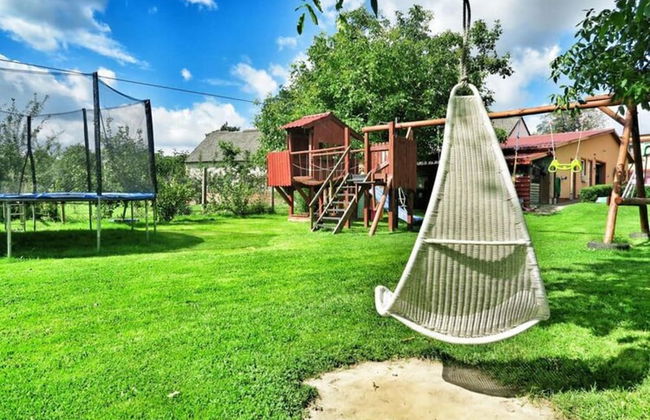 Cottage by Lake Ostrowieckie With Private Beach - Foto 19