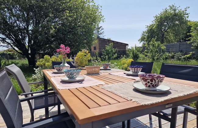 Comfortable Holiday Home on Large Garden Plot in Locquirec - Foto 11