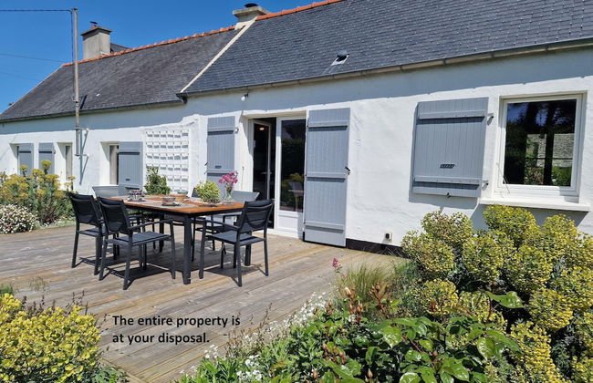 Comfortable Holiday Home on Large Garden Plot in Locquirec - Foto 17