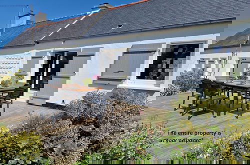 Foto 17 - Comfortable Holiday Home on Large Garden Plot in Locquirec