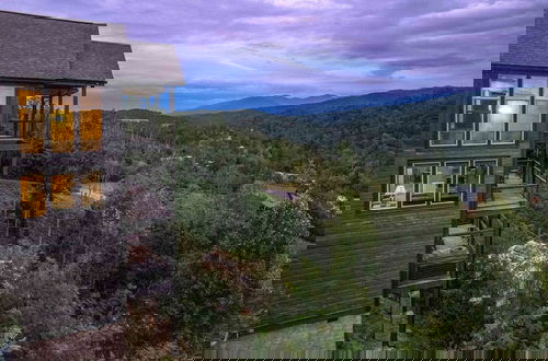 Photo 46 - Stunning 4bedroom With Sky Views