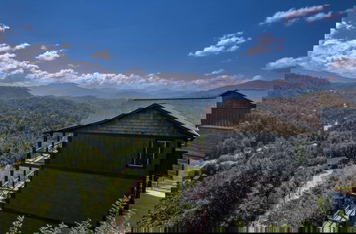 Photo 38 - Stunning 4bedroom With Sky Views
