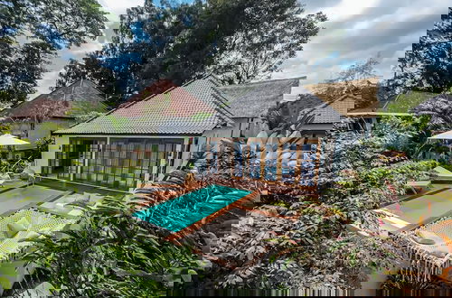 Foto 60 - Hanging Garden Villa by EVDEkimi - Elegant 3BR Jungle oasis with Hammock