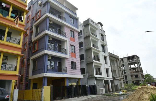 MM Hotel and Service Apartment - Photo 1