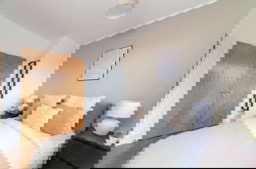 Photo 6 - The Hackney Apartment