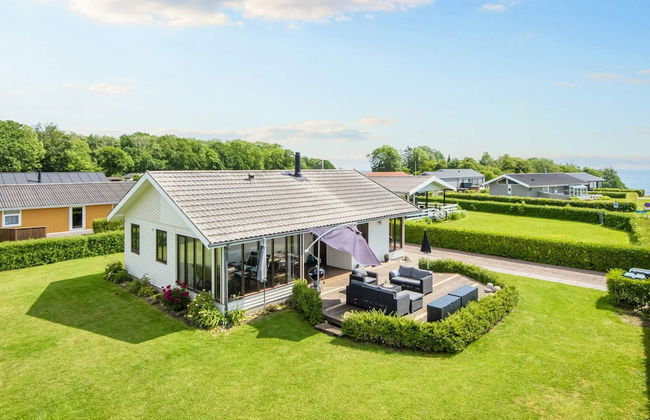 4 Star Holiday Home in Juelsminde - Foto 1