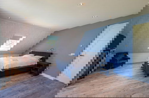 Foto 9 - Luxury Family Villa in a Beautiful Location