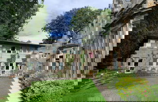 Photo 1 - Taypark Garden View Apartment
