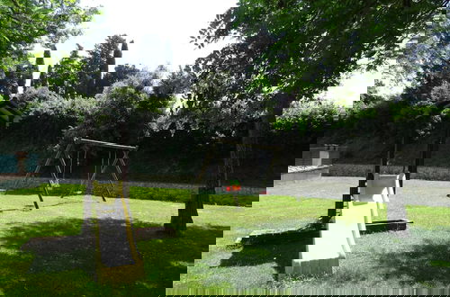 Foto 8 - Apartment in Volterra With Garden