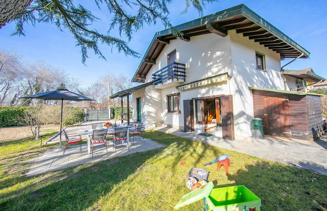 Cedar House Villa Few Minutes From Lake - Foto 1