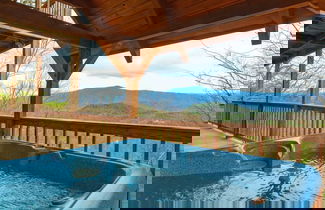 Foto 1 - Stunning Mountain Views Hot tub Firepit Arcade