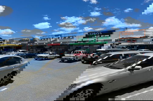 Photo 25 - Wifi 2 Air-cons Campbelltown Courtyard West