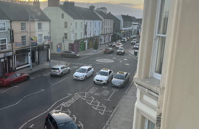 3 bed Cozy Antrim Apartment With Great Views - Foto 13