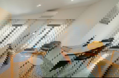 Foto 15 - Courtyard Oporto Design Apartment M