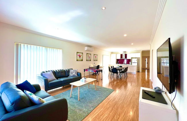 3BR 2 BTH No Stairs Aircon Big Athelstone Home - Foto 9