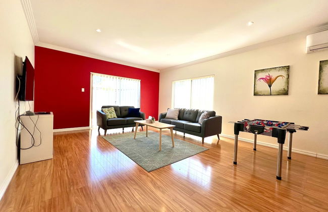 3BR 2 BTH No Stairs Aircon Big Athelstone Home - Foto 33