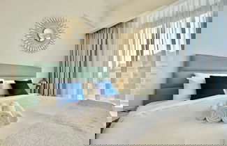 Foto 2 - Waves - Comfortable JVC Apt with Balcony