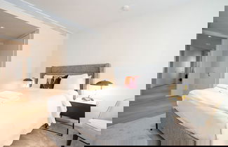 Foto 2 - Luxury Apartment in Bustling Canary Wharf