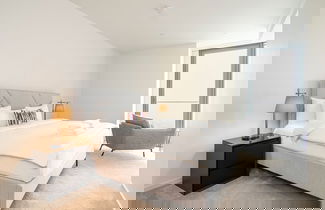 Foto 3 - Luxury Apartment in Bustling Canary Wharf