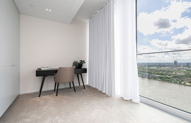 Spectacular Three-bedroom Apartment With City View - Foto 18