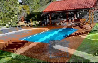 Foto 1 - Holiday Home in Kolczewo With Pool