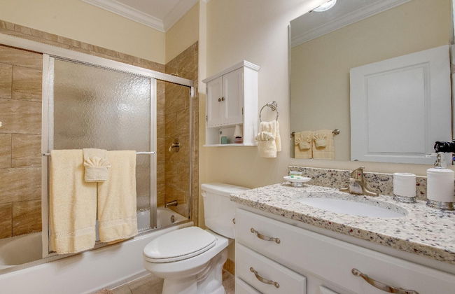 3 Beautiful 4 Bed 3 Bath Pool Home w Free Dock - Foto 26