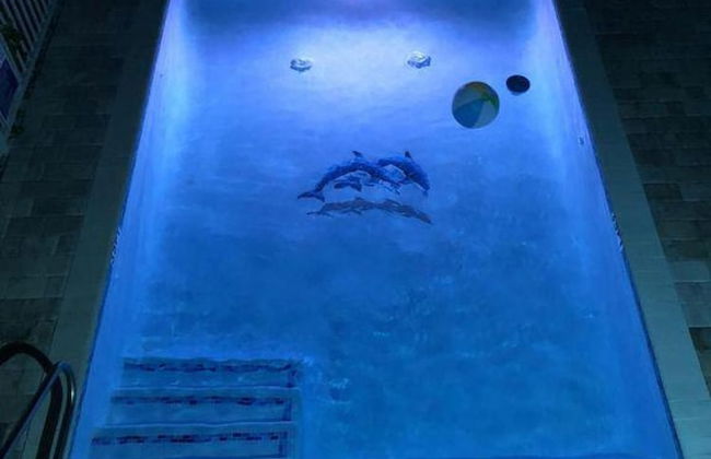 2 Beautiful 4 Bed 3 Bath Pool Home w Free Dock - Photo 32