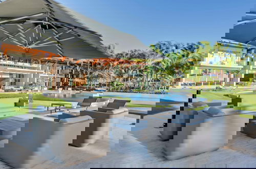 Foto 9 - Architectural Oceanfront Masterpiece w Pool