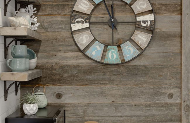 The Shoreline Container Tiny Home 12 min to Magnolia Baylor - Photo 35