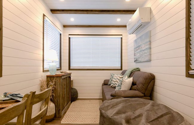 The Shoreline Container Tiny Home 12 min to Magnolia Baylor - Photo 37
