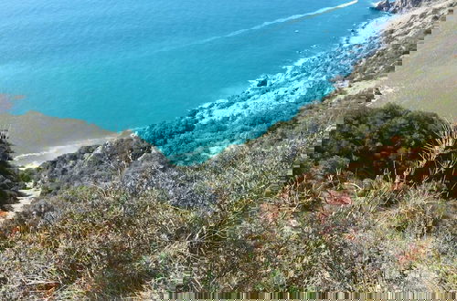 Foto 71 - Amazing Holiday Home Near Pet-friendly Beach