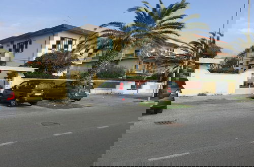 Foto 56 - Amazing Holiday Home Near Pet-friendly Beach