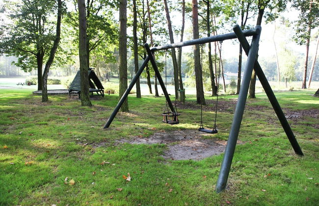 Completely Detached Bungalow in a Nature-filled Park by a Large fen - Foto 48
