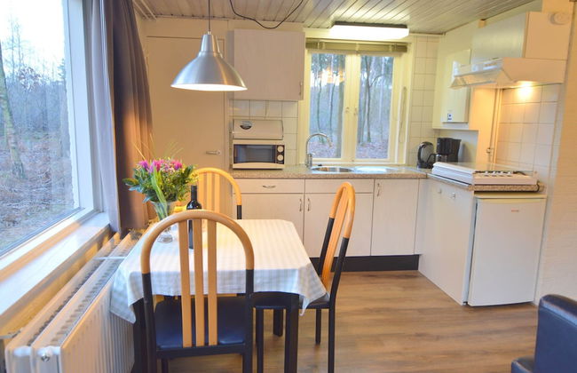 Completely Detached Bungalow in a Nature-filled Park by a Large fen - Foto 55