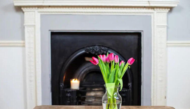 Photo 1 - Stunning Georgian Spacious Apartment Central Bath