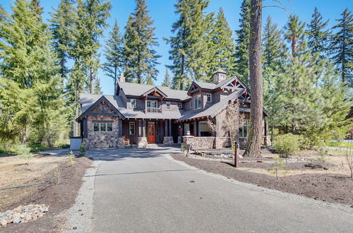 Foto 1 - Spacious Cle Elum Cabin on Golf Course w/ Hot Tub