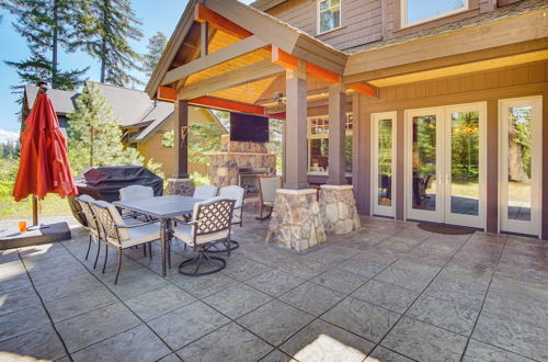 Photo 31 - Spacious Cle Elum Cabin on Golf Course w/ Hot Tub