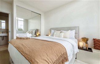 Foto 2 - Stunning View 2-bed in Port Melbourne w/ Parking