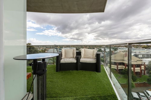 Foto 28 - Stunning View 2-bed in Port Melbourne w/ Parking