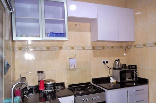 Photo 7 - Immaculate 4-bed Apartment in Lagos