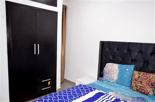 Photo 6 - Immaculate 4-bed Apartment in Lagos