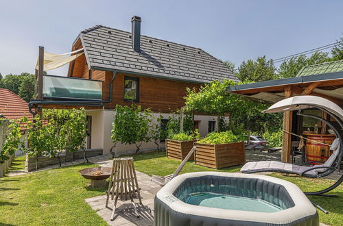 Photo 1 - Luxury Vineyard Retreat Matej